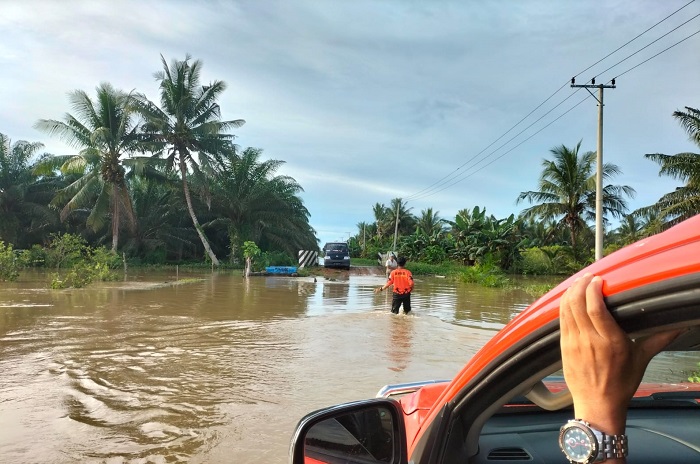 Banjir melanda wilayah Kabupaten Mamuju Tengah. Dok. BNPB)