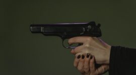 Ilustrasi penembakan. (Pexels.com/Tima Miroshnichenko)