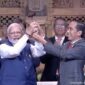 Presiden Jokowi menyerahkan estafet presidensi G20 ke PM India Narendra Modi. (Dok. Setkab.go.id) 