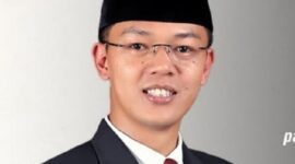 Wakil Ketua Umum Partai Gerakan Indonesia Raya (Gerindra), Sugiono. (Instagram.com/@fraksipartaigerindra) 
