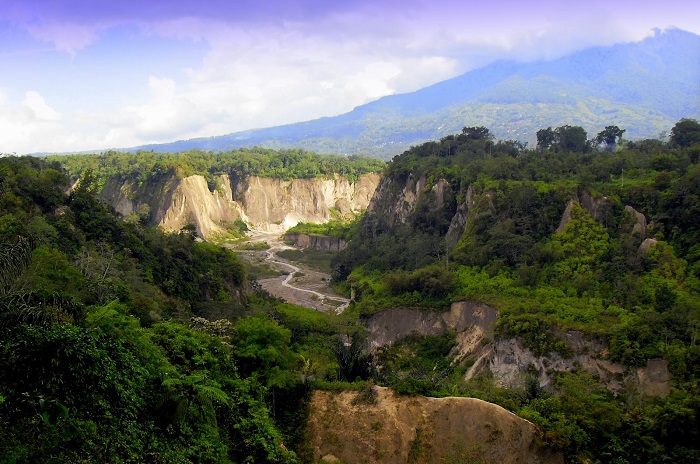 Ngarai Sianok, Pemandangan Paling Cantik di Sumatera Barat. (Dok. Sumbarprov.go.id) 
