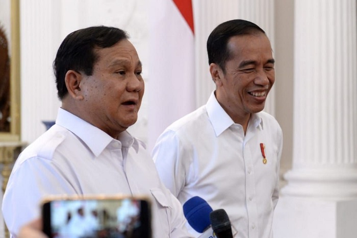 Presiden Jokowi dengan Menteri Pertahanan Prabowo Subianto. (Dok. Setkab.go.id)
