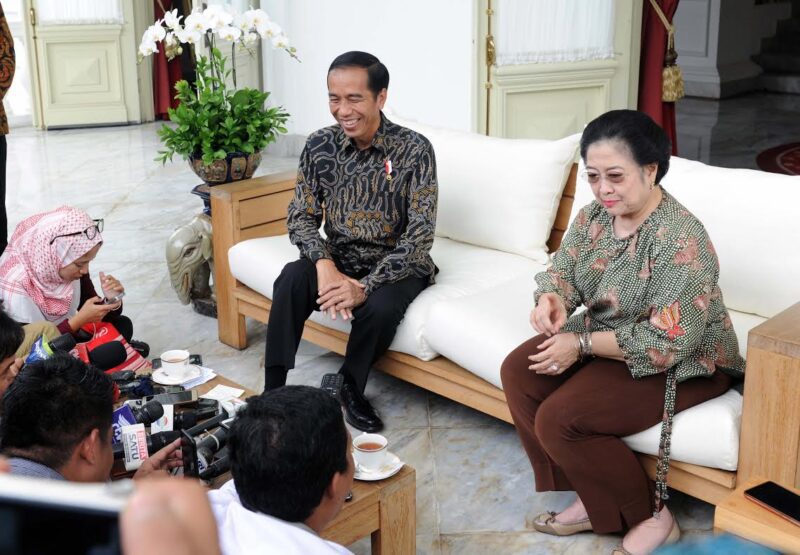 Presiden Jokowi Bersama Ketua Umum PDI Perjuangan Megawati Soekarnoputri. (Dok. Setkab.go.id)


