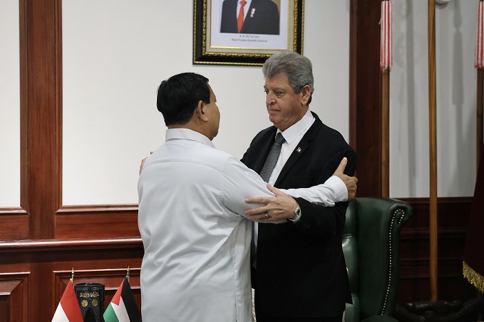 Dubes Palestina Zuhair Al-Shun bertenu Menteri Pertahanan Prabowo Subianto. (Dok. Tim Media Prabowo Subianto)