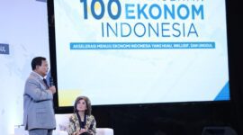 Calon presiden dari Koalisi Indonesia Maju, Prabowo Subianto dalam acara dalam 'Sarasehan 100 Ekonom Indonesia 2023' yang digagas INDEF di Menara Bank Mega, Jakarta Selatan. (Dok. Tim Media Prabowo Subianto)
