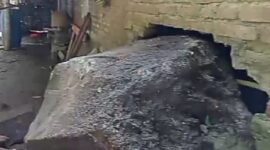 Rumah Warga di Kabupaten Ngawi Tertimpa Longsor Batu. (Dok. FIN)