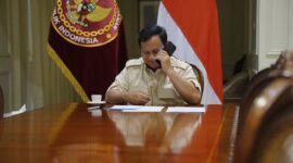 Calon presiden nomor urut 2 Prabowo Subianto Terima Ucapan Selamat dari Presiden Prancis Emmanuel Macron via Telepon.(Facebook.com/@Prabowo)
