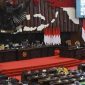 Rapat paripurna DPR RI, di balik sorotan publik soal biaya jabatan yang tembus Rp240 juta per bulan. (Dok. dpr.go.id)