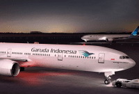 Pesawat Garuda Indonesia dan Pelita Air di apron bandara, simbol rencana merger yang masih digodok. (Dok. garuda-indonesia.com)